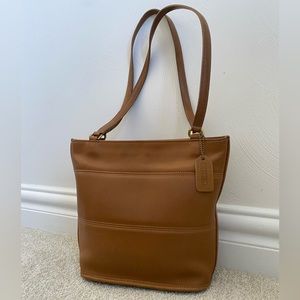Vintage Coach 9089 Camel Leather Medium Tribeca Bucket Tote bag